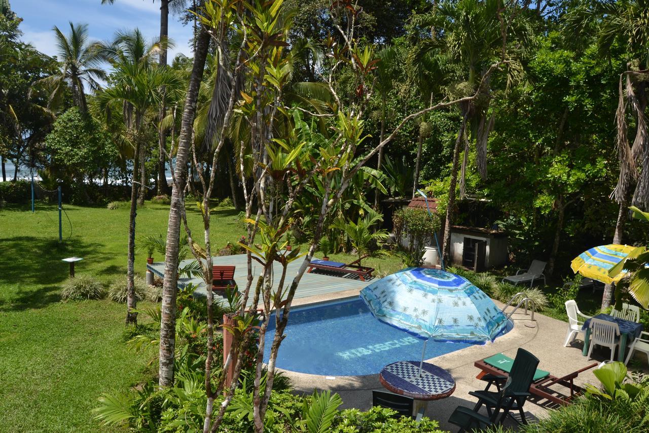 Chalet Y Cabinas Hibiscus Cahuita Bagian luar foto