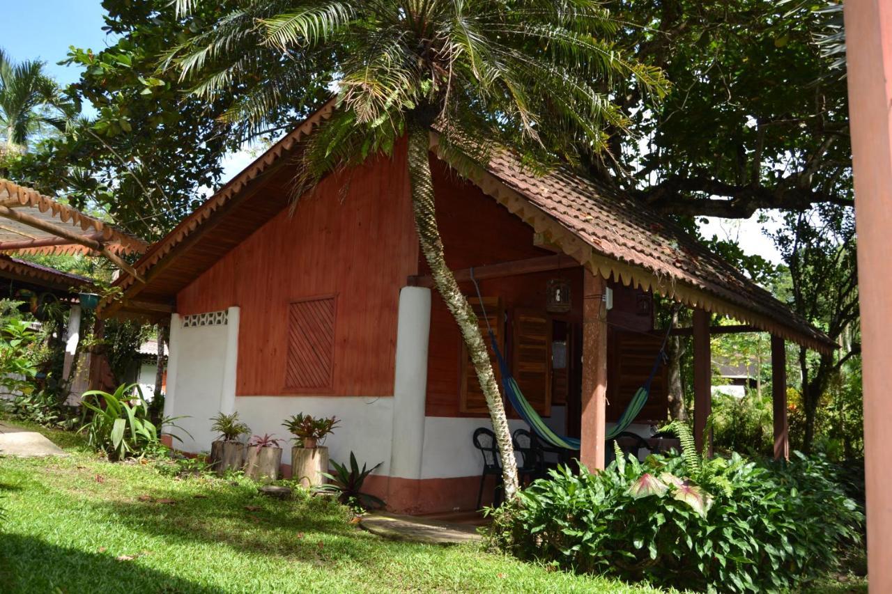 Chalet Y Cabinas Hibiscus Cahuita Bagian luar foto